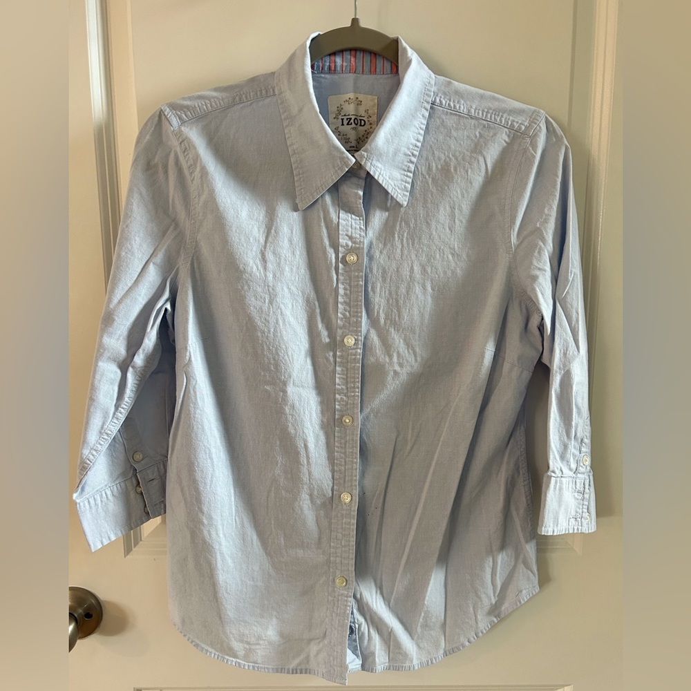 Izod Women’s Pale Blue Button-Down